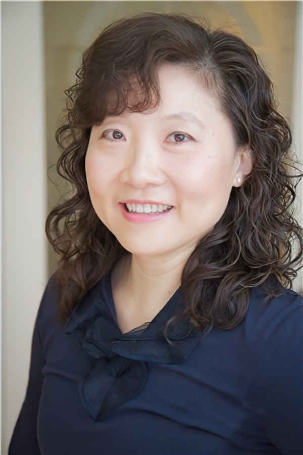 Dr. Elaine Lu